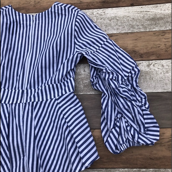 SOLD. Anthropologie Avec Les Filles Ruffle Sleeve Peplum Top - Picture 8 of 11